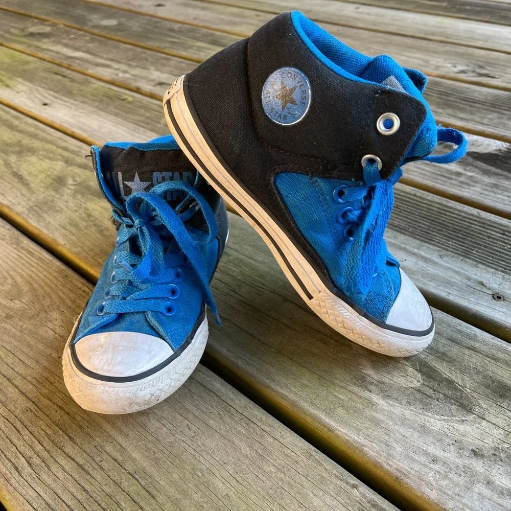 Converse Chuck Taylor All Star Street Mid Blue Black Kids Size 2Y
